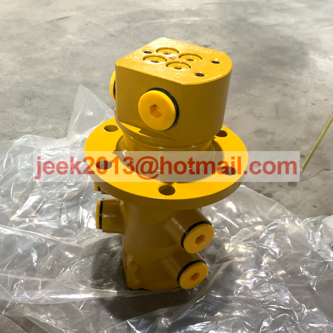 4120008093 CENTER PASSAGE FOR SDLG MOTOR GRADER