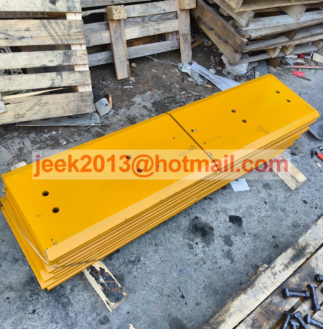 29170096451 WEAR PLATE FOR SDLG L953F L955F L958F WHEEL LOADER