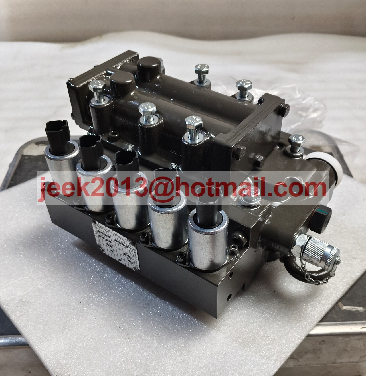 29050035962 TRANSMISSION CONTROL VALVE FOR SDLG L968F WHEEL LOADER